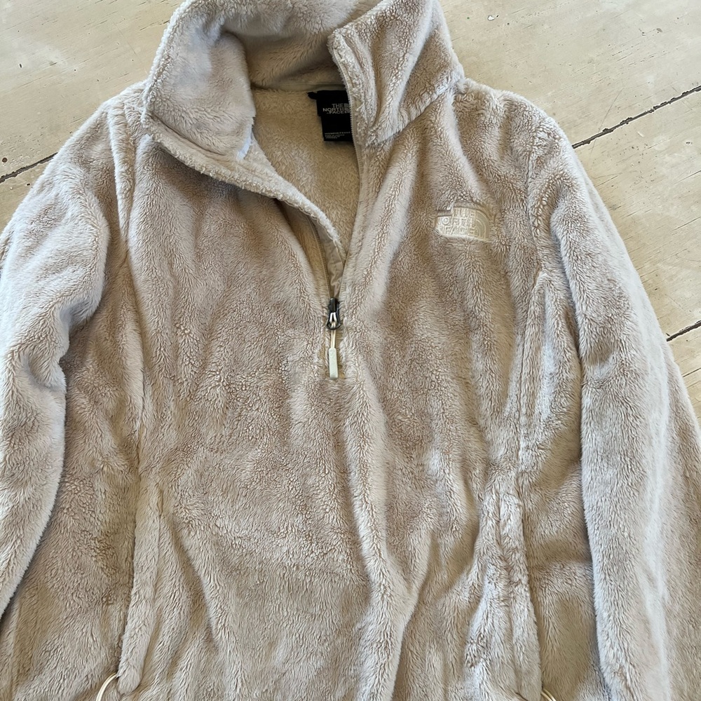 North Face Women’s 1/4 zip pullover fleece
